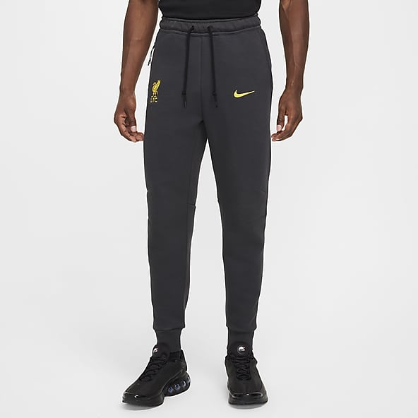 Tech Fleece E ofman Altlar ve Taytlar. Nike TR